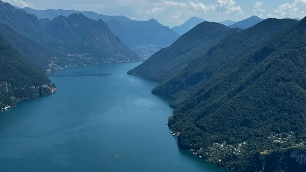 Praktičan vodič za oglašivače iz Crne Gore: kako otkriti, procijeniti i angažovati turske OnlyFans kreatore za sponzorisane izazove — taktike, rizici i konkretni koraci.