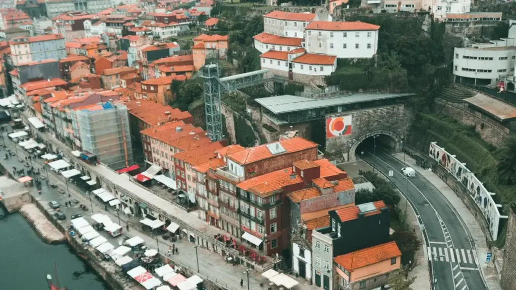 Praktičan vodič za crnogorske kreatore: kako doprijeti do Uzbekistan brendova na Josh, šta rade brendovi i koraci za ponude koje se prihvataju.