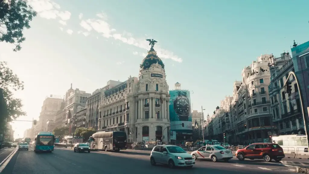 Praktičan vodič za oglašivače iz Crne Gore: kako locirati i aktivirati turske HBO Max kreatore da dosegnu muzičku publiku kroz creator sadržaj.