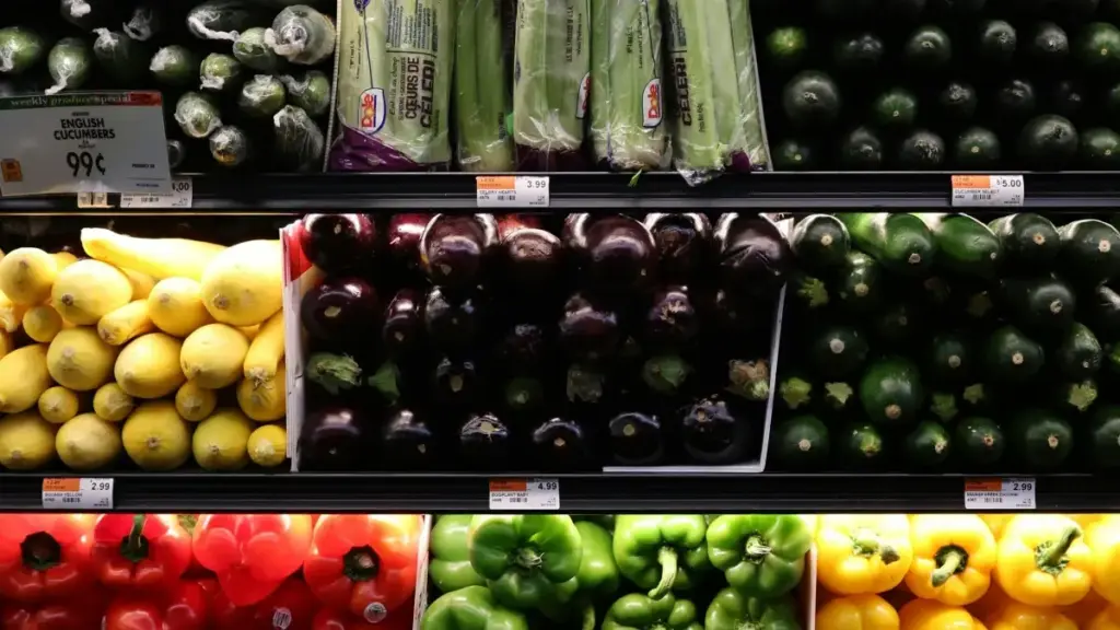 Praktičan vodič za crnogorske kreatore kako da pronađu, kontaktiraju i osiguraju saradnje sa indijskim Etsy brendovima u kampanjama turističkih bordova.