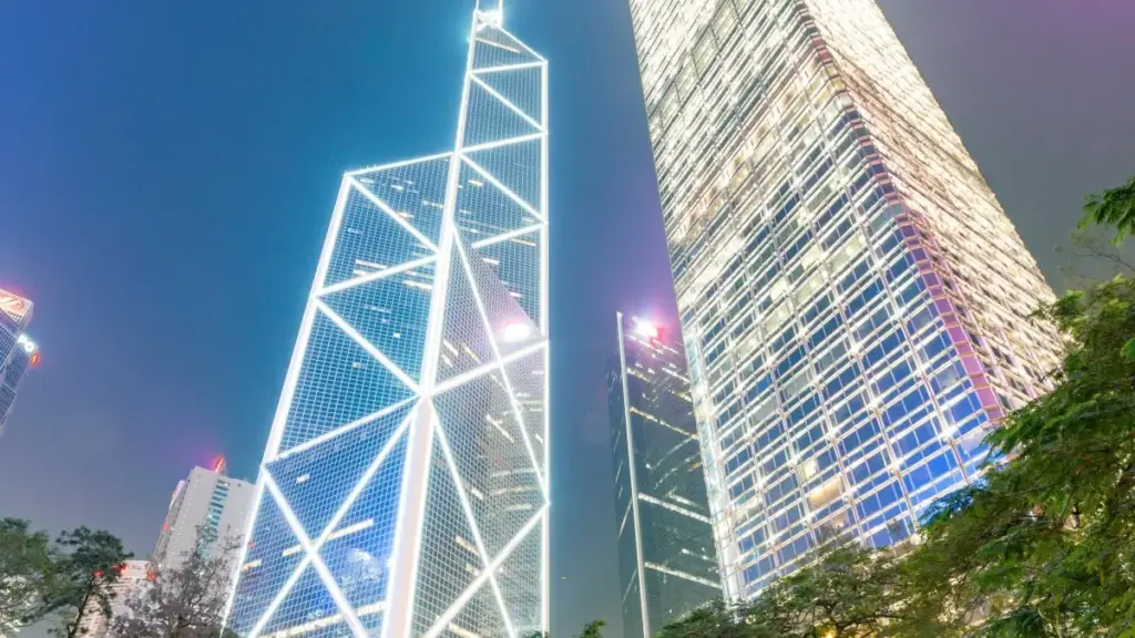 Praktičan vodič za crnogorske kreatore: kako doprijeti do bugarskih brendova vezanih za HBO Max i uklopiti se u muzičke trendove — taktike, kanalizacija i rizici.